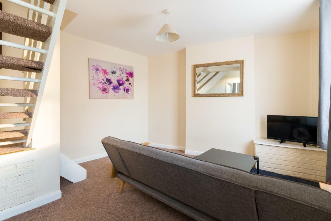 Well Presented 2 Bedroom House - Sleeps Four Leamington Spa Eksteriør billede